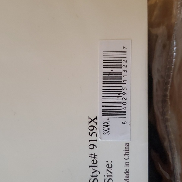 Elegant Moments Halloween costume - Picture 2 of 5